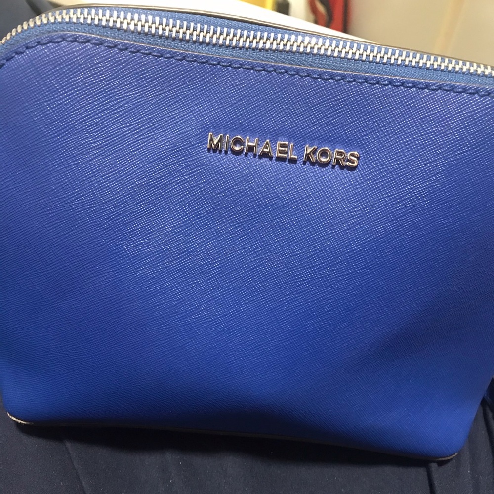 MICHAEL KORS PURSE AND WALLET SET